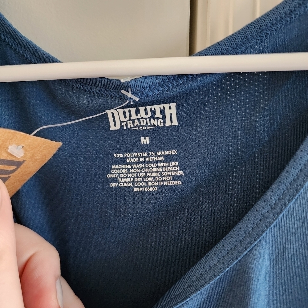 Duluth Trading Company Women's Breezeshooter Knit Tank Size Medium - Picture 5 of 6